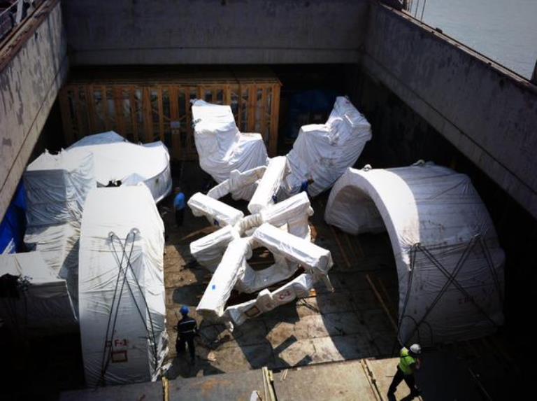 Foto Mesin Bor Tunnel Boring Machine